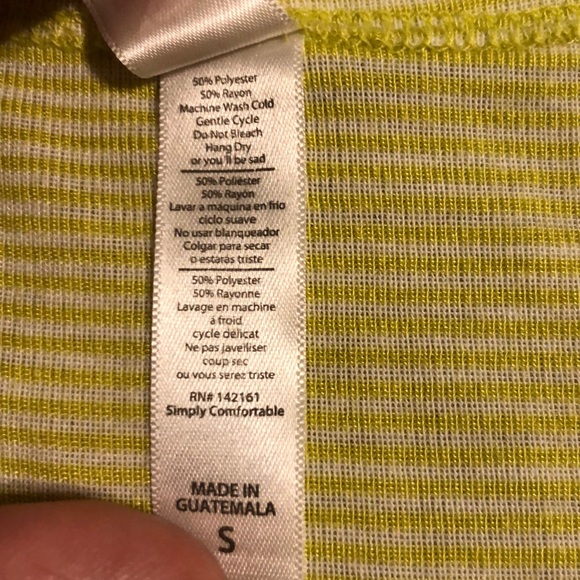 LuLaRoe Classic T - Picture 3 of 4